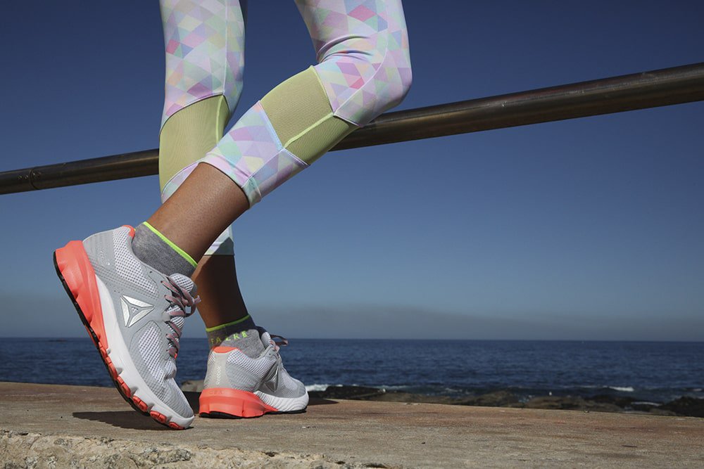 5 Signs You Suffer From Under-Pronation (And How To Fix It) - Runner's